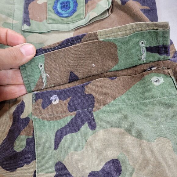 Military Shirt Mens Size Medium US Army Woodland Camo Winter Cold Y2k Gorpcore - Picture 14 of 16